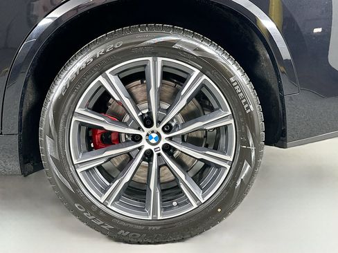 New 2026 BMW X5 xDrive50e image 31