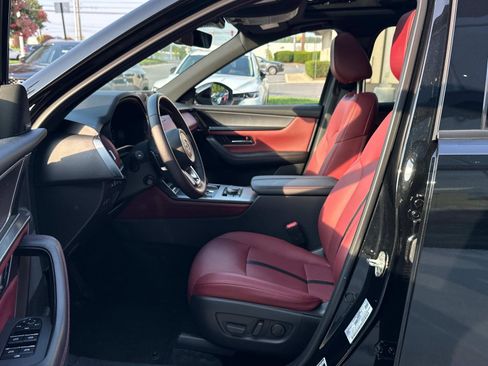 Certified 2025 MAZDA CX-70 3.3 Turbo S w/ Premium Package image 19