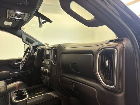 Used 2021 GMC Sierra 2500 AT4 image 40