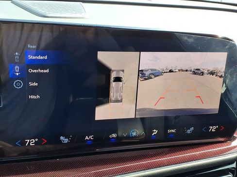 New 2026 Chevrolet Traverse Z71 w/ Enhanced Driving Package image 6