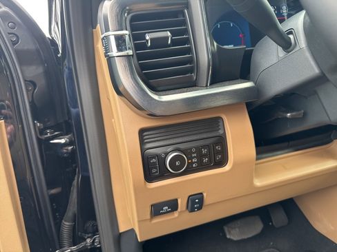 Used 2026 Ford F450 Lariat image 23