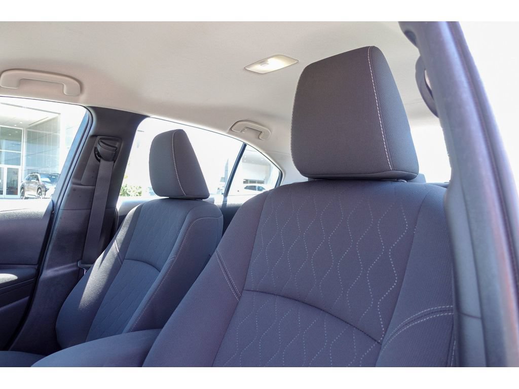 Used 2025 Toyota Corolla LE FWD image 10