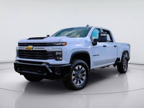 Used 2024 Chevrolet Silverado 2500 Custom w/ Custom Convenience Package AWD/4WD image 1