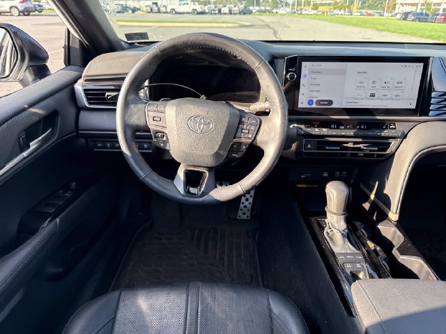 Used 2025 Toyota Camry XSE AWD/4WD image 21