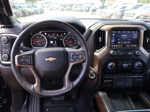 Used 2023 Chevrolet Silverado 3500 High Country AWD/4WD image 20