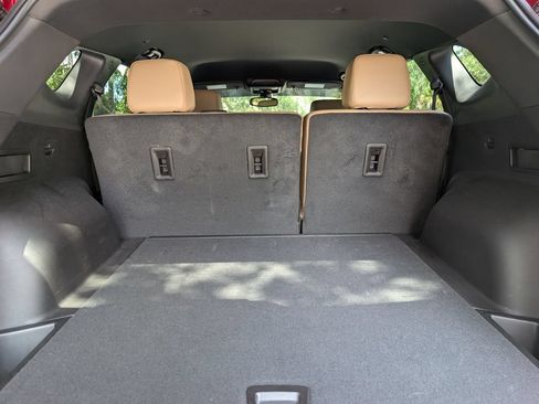 Used 2024 Chevrolet Blazer Premier w/ Enhanced Convenience Package FWD image 21