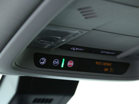 Used 2022 Chevrolet Equinox LT image 19