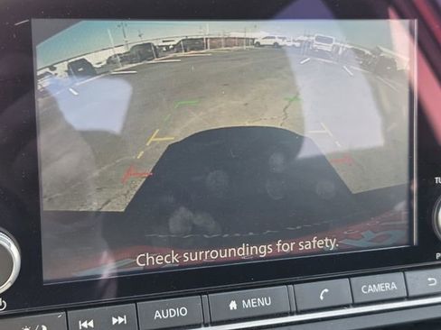 Used 2025 Nissan Altima 2.5 SV image 16