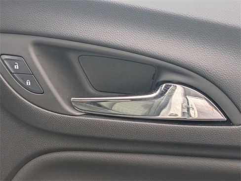 Used 2024 Chevrolet Equinox LT image 33