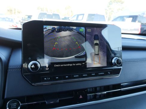 Used 2024 Mitsubishi Outlander SE image 27