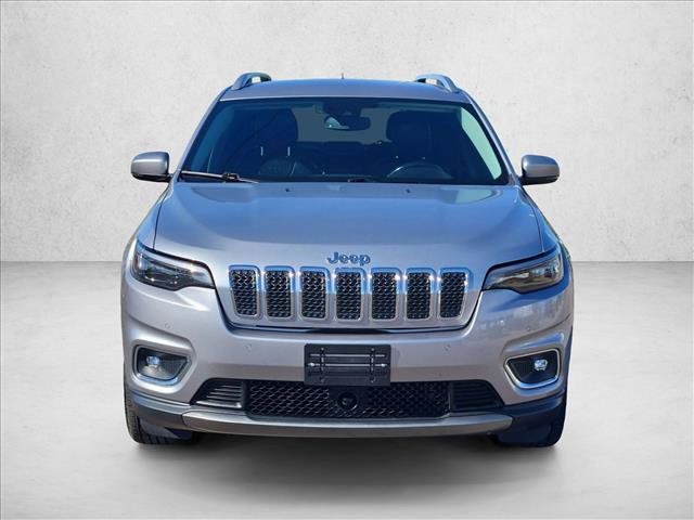 Used 2019 Jeep Cherokee Limited w/ Technology Group FWD image 2