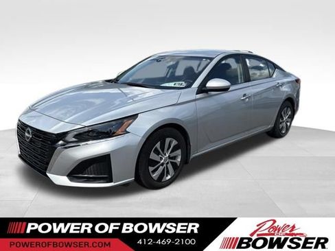Used 2023 Nissan Altima 2.5 S FWD image 1