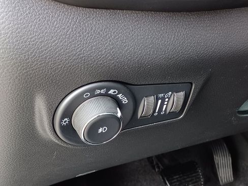 New 2026 Jeep Compass Limited AWD/4WD image 11