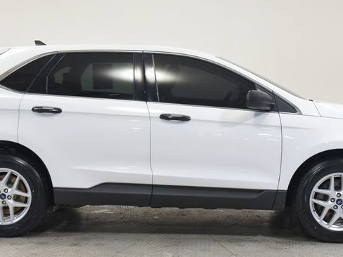Used 2022 Ford Edge SEL AWD/4WD image 9