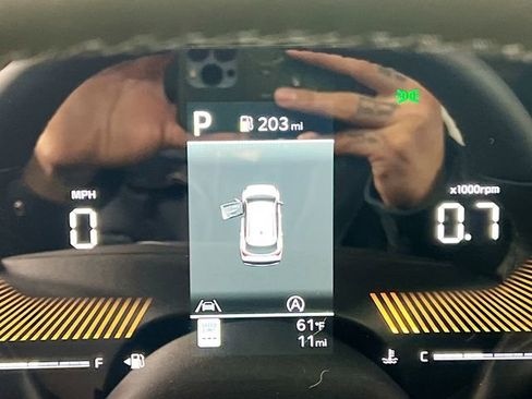 New 2026 Kia Sportage EX image 12