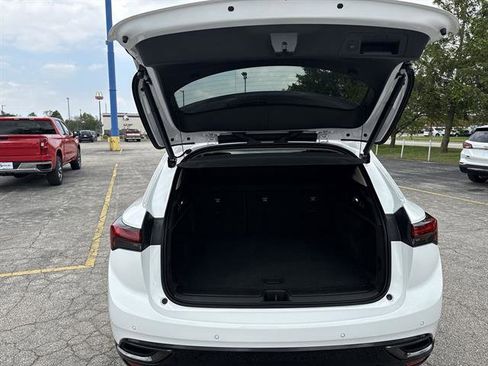 Used 2023 Buick Envision Essence w/ Sport Touring Package FWD image 22