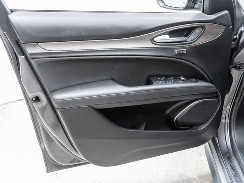 Used 2018 Alfa Romeo Stelvio Ti AWD/4WD image 22