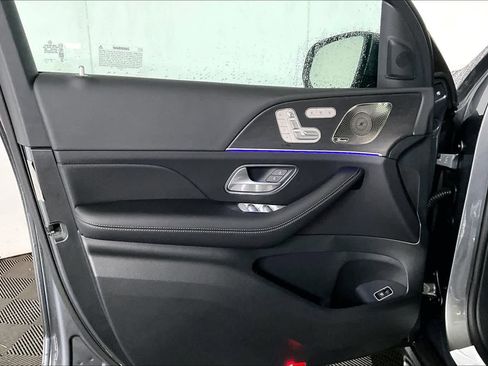 New 2026 Mercedes-Benz GLS 450 4MATIC image 12