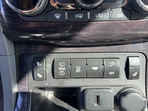 Used 2017 Buick Enclave Leather w/ Trailering Package image 32