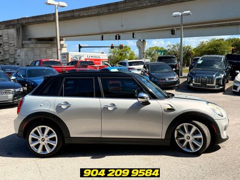Used 2015 MINI Cooper 4-Door Hardtop FWD image 9