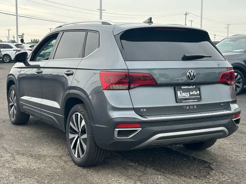 Used 2023 Volkswagen Taos SE AWD/4WD image 5