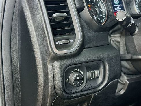 Used 2019 RAM 1500 Big Horn image 10