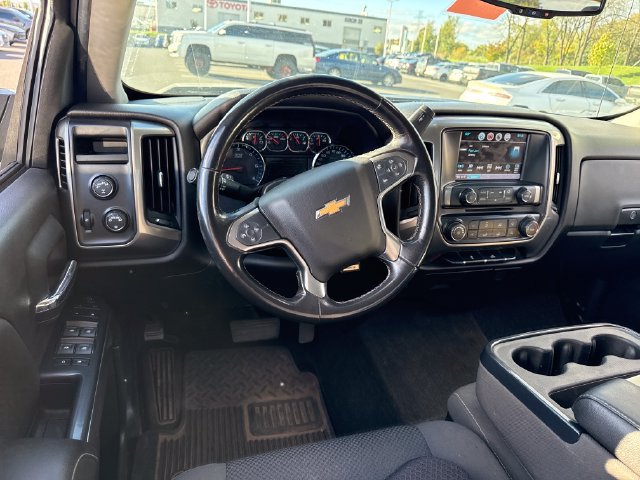 Used 2018 Chevrolet Silverado 1500 LT AWD/4WD image 22