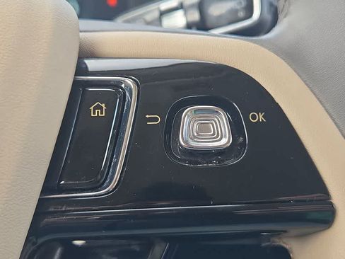 Used 2023 Lincoln Corsair FWD image 25