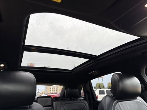 Used 2019 Lincoln Nautilus Reserve w/ Ultimate Package image 9