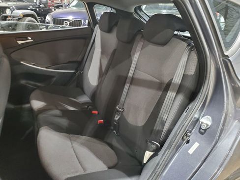 Used 2012 Hyundai Accent GS image 23