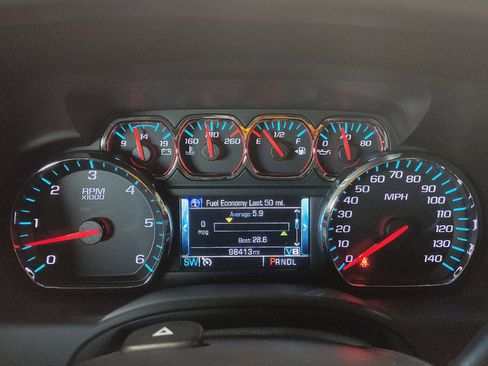 Used 2018 Chevrolet Tahoe Premier RWD image 23
