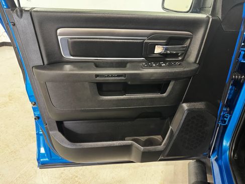 Used 2022 RAM 1500 Warlock AWD/4WD image 19