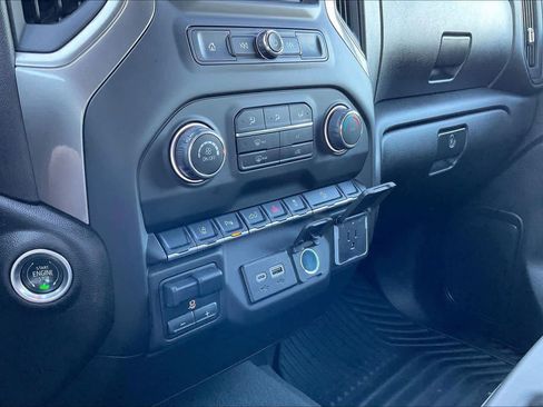 Certified 2025 Chevrolet Silverado 2500 Custom w/ Custom Value Package AWD/4WD image 32