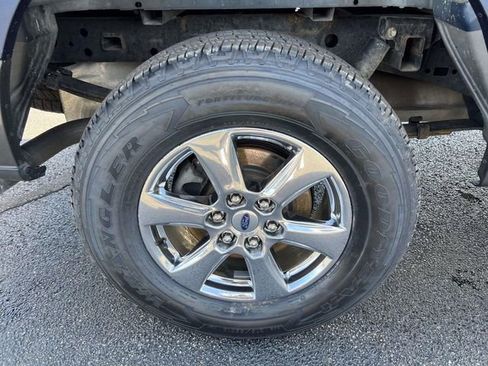 Certified 2019 Ford F150 XLT w/ Equipment Group 302A Luxury image 10