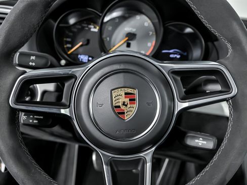 Used 2016 Porsche Cayman GT4 image 25