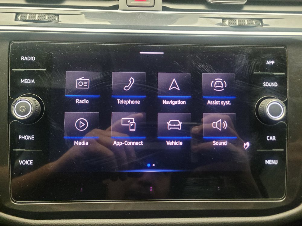 Used 2023 Volkswagen Tiguan SE FWD image 25