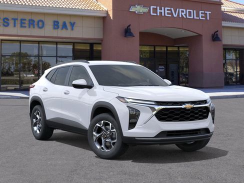 New 2026 Chevrolet Trax LT w/ Driver Confidence Package image 31