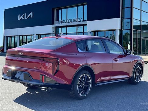 New 2025 Kia K4 GT-Line image 14