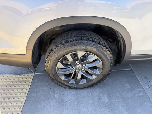Used 2023 Honda Ridgeline Sport image 15