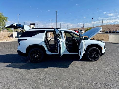 New 2026 Chevrolet Traverse RS w/ LPO, Floor Liner Package image 44