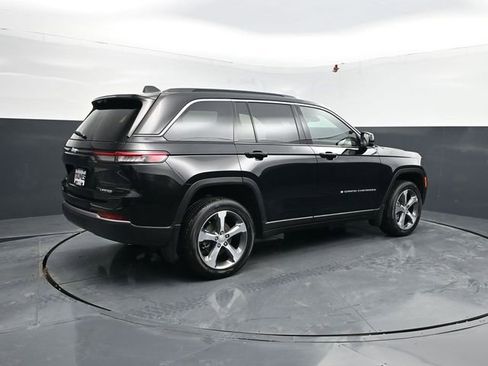New 2026 Jeep Grand Cherokee Limited AWD/4WD image 9
