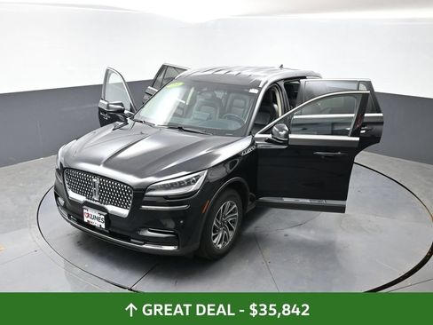 Used 2023 Lincoln Aviator AWD image 67