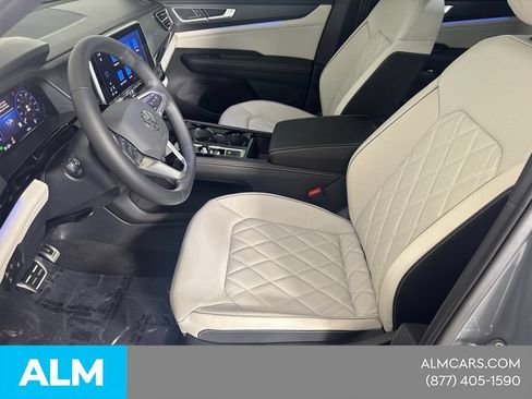 Used 2026 Volkswagen Atlas Cross Sport SEL Premium R-Line AWD/4WD image 11