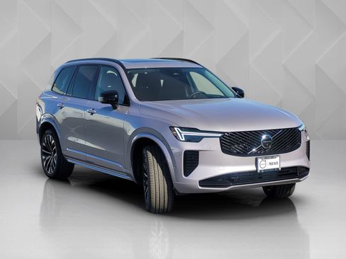 New 2026 Volvo XC90 T8 Ultra w/ Protection Package AWD/4WD image 8