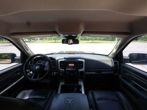 Used 2015 RAM 1500 Lone Star RWD image 16