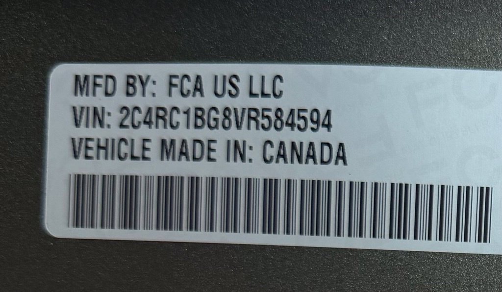 New 2027 Chrysler Pacifica Select w/ Family Tech Group FWD image 38