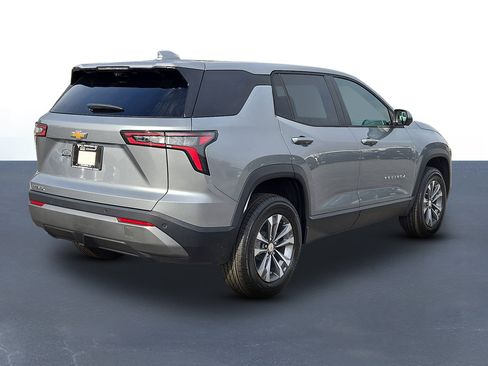 New 2026 Chevrolet Equinox LT image 5