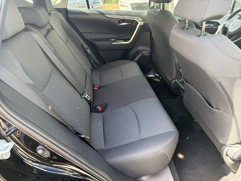 Used 2024 Toyota RAV4 XLE FWD image 17