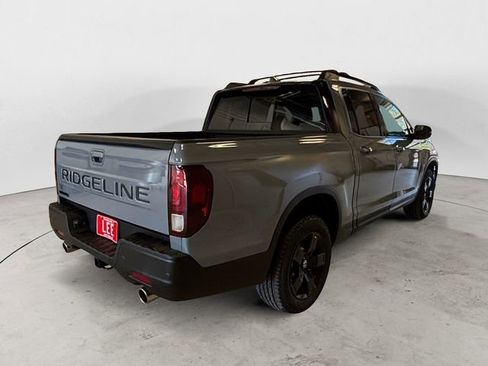 New 2026 Honda Ridgeline Black Edition image 5