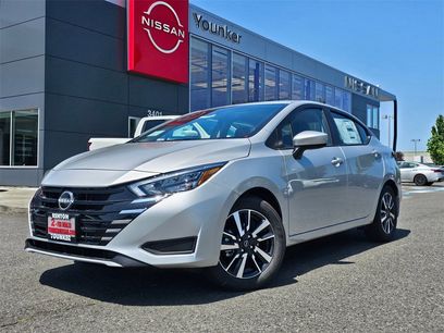New 2025 Nissan Versa SV w/ Trunk Package